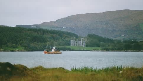 Dunboy Castle (hier von Bere Island gesehen)