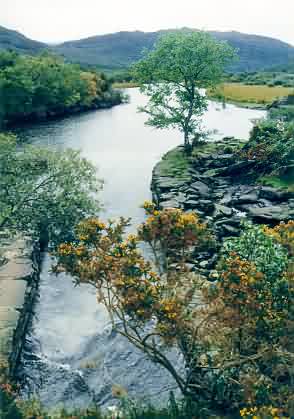 Auf der Old Weir Bridge