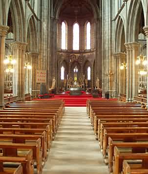 St. Mary's Cathedral, Ansicht vom Eingang her