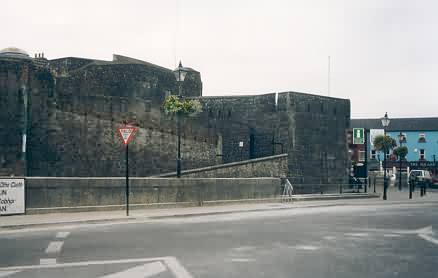 Athlone Castle (auch King John's Castle)